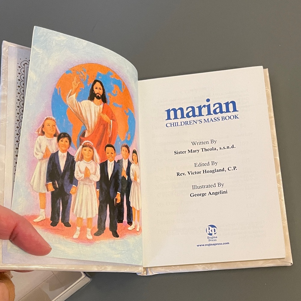 My First Communion Book Set - NEW - Picture 6 of 8